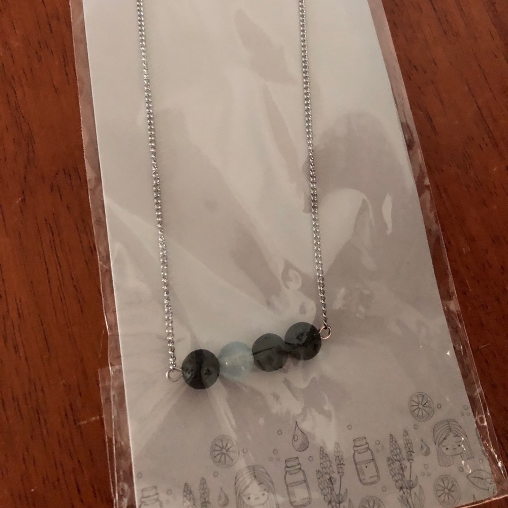 Aromatherapy necklace essential oil diffusing #HSO - Picture 2 of 2